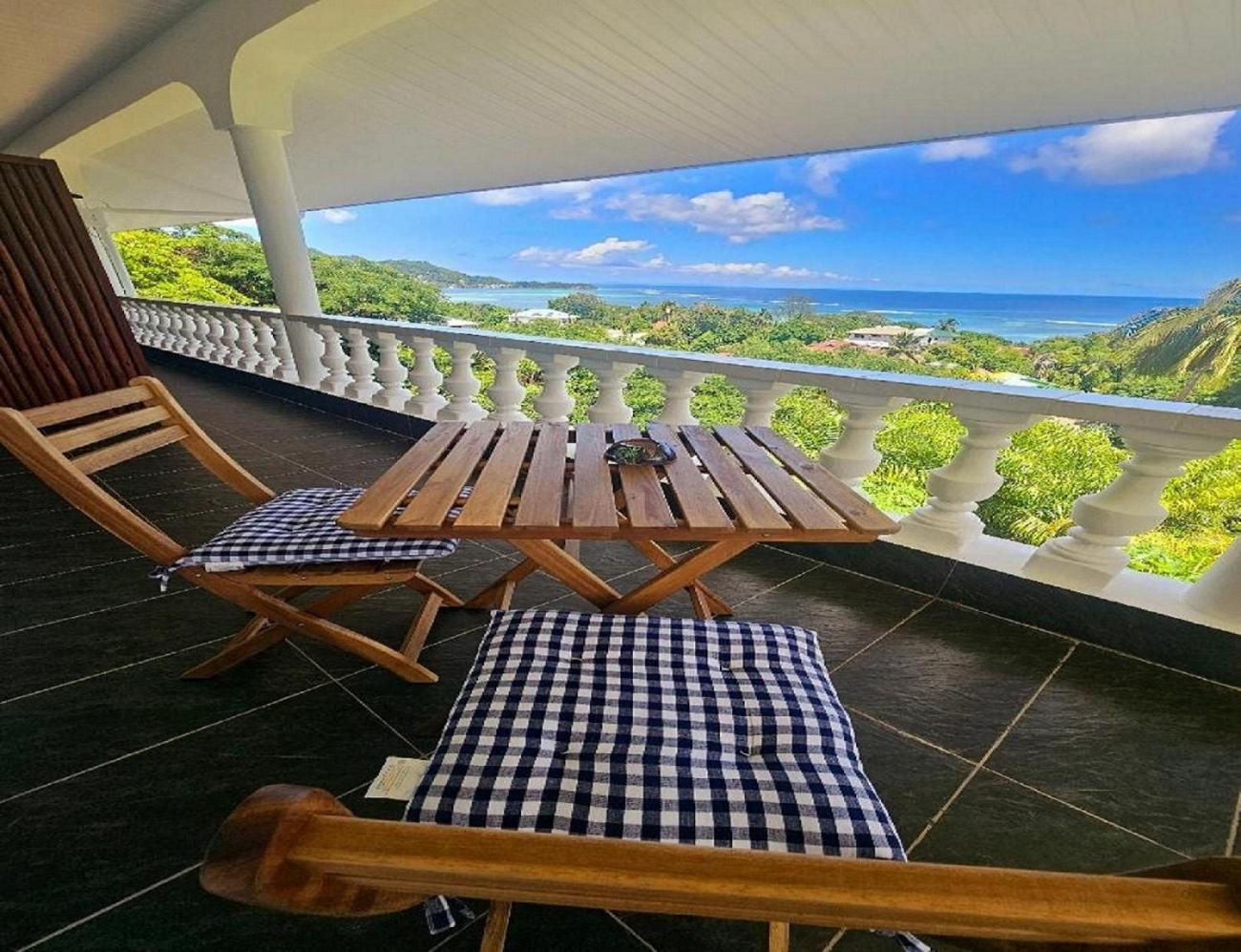 Au Lever Du Soleil Guest House Sea View Au Cap Bagian luar foto